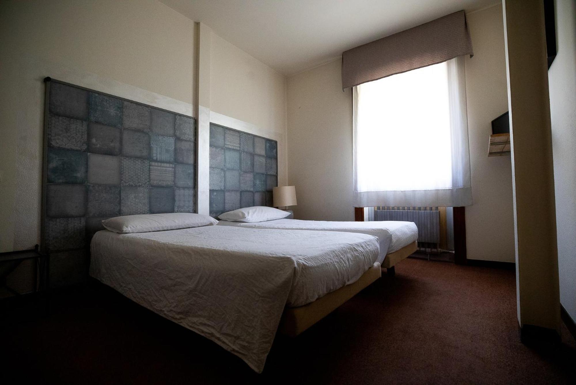 Hotel Rendez Vous Châtillon Buitenkant foto