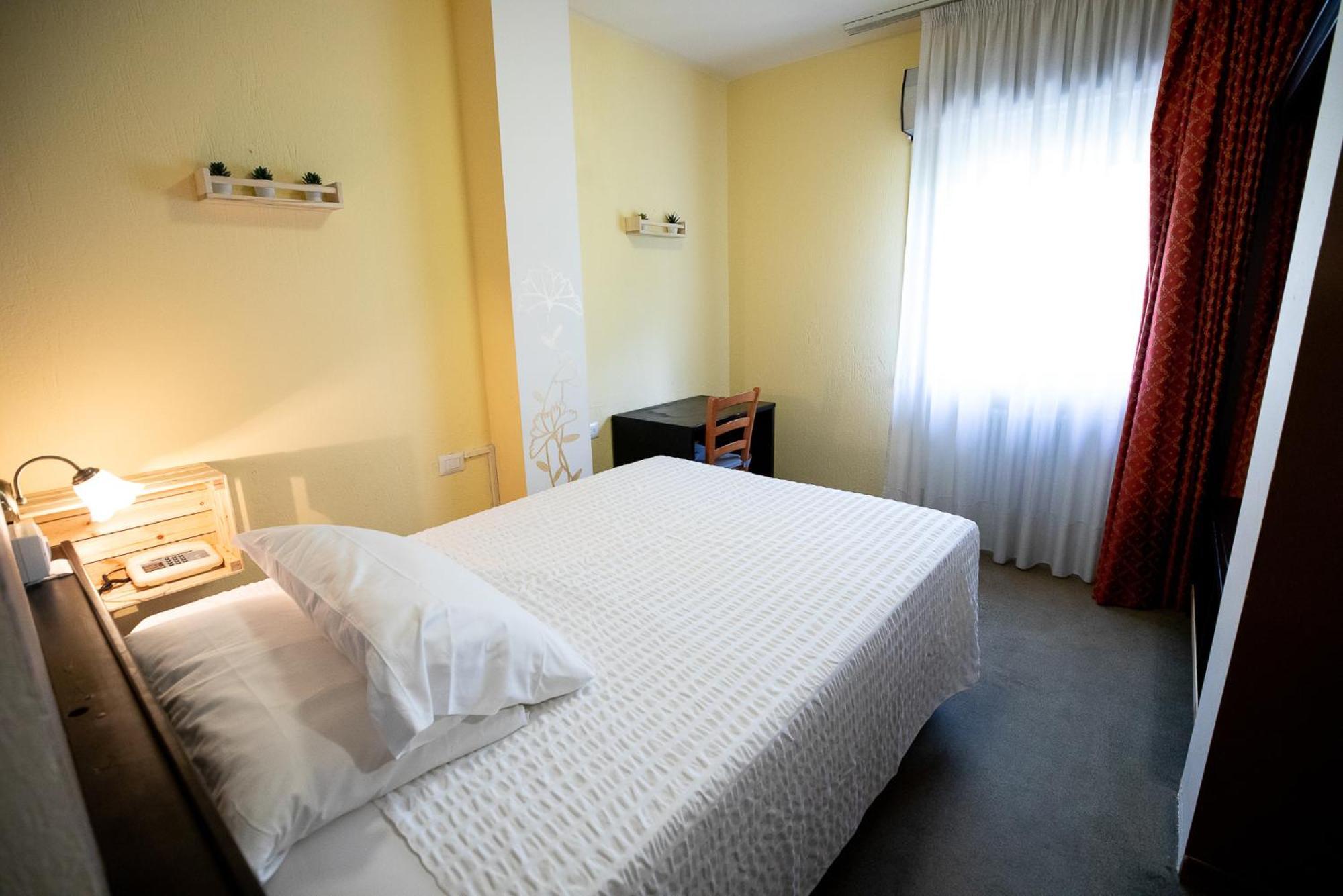 Hotel Rendez Vous Châtillon Buitenkant foto