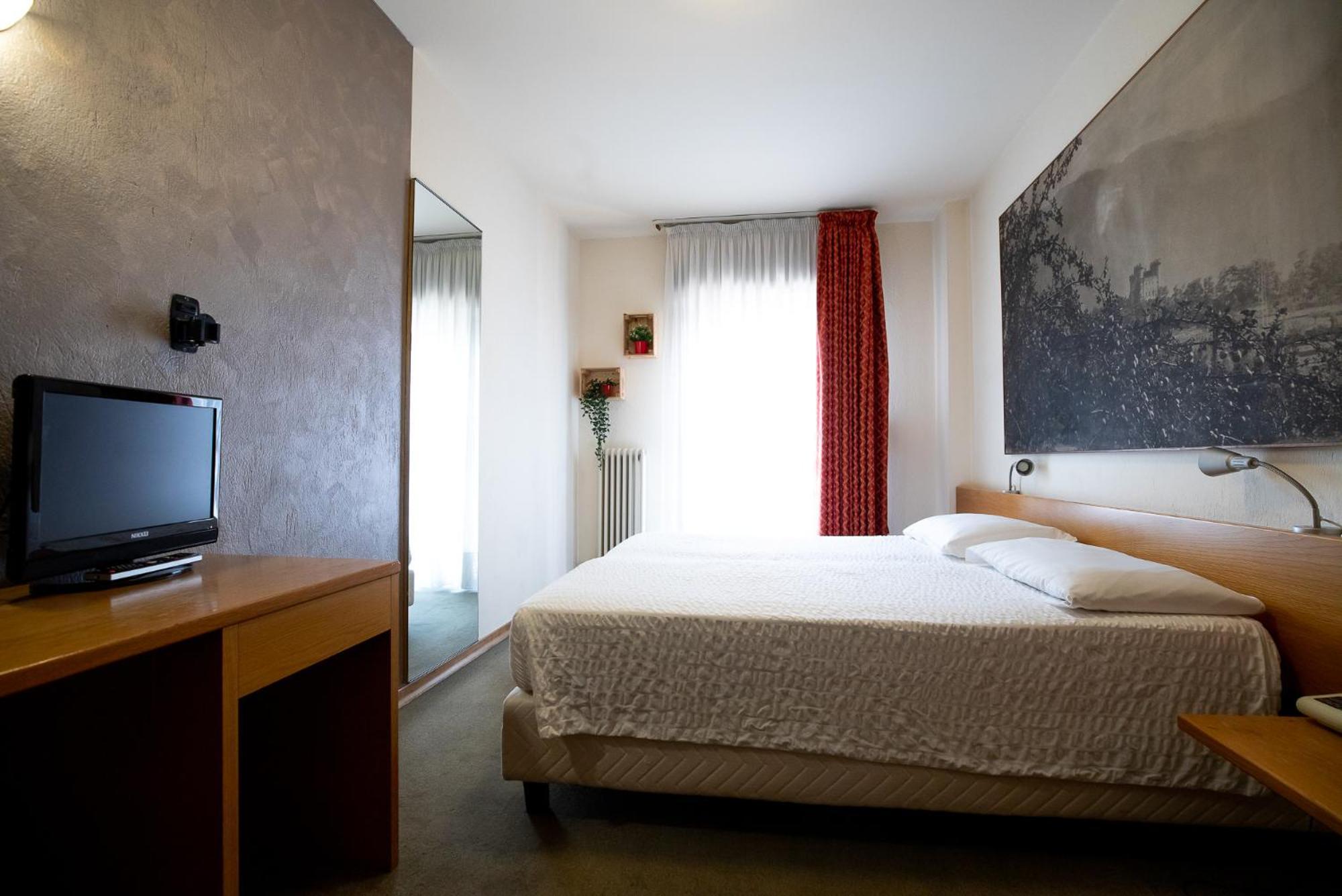 Hotel Rendez Vous Châtillon Buitenkant foto