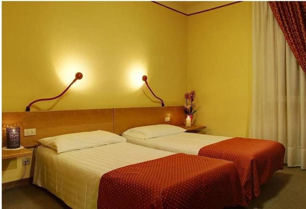 Hotel Rendez Vous Châtillon Buitenkant foto