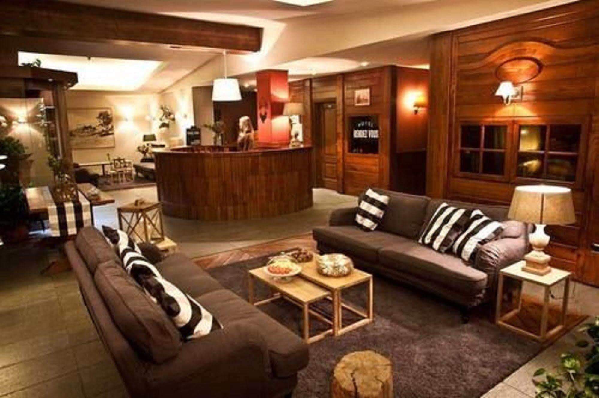 Hotel Rendez Vous Châtillon Buitenkant foto
